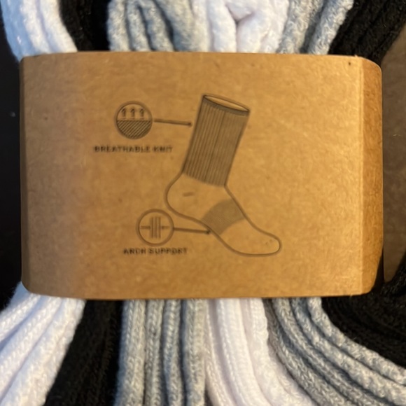 Steve Madden Athletic Crew Socks 6 pairs - Picture 4 of 5